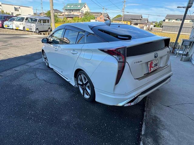 プリウス Aツーリングセレクション ハイブリッド ETC バックカメラ TV クリアランスソナー オートクルーズコントロール レーンアシスト パークアシスト 衝突被害軽減システム オートマチックハイビーム LEDヘッドランプ エアロ(7枚目)