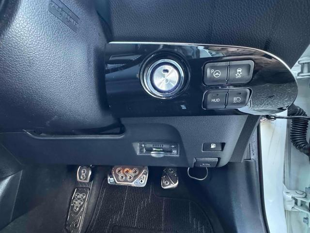 プリウス Aツーリングセレクション ハイブリッド ETC バックカメラ TV クリアランスソナー オートクルーズコントロール レーンアシスト パークアシスト 衝突被害軽減システム オートマチックハイビーム LEDヘッドランプ エアロ(23枚目)