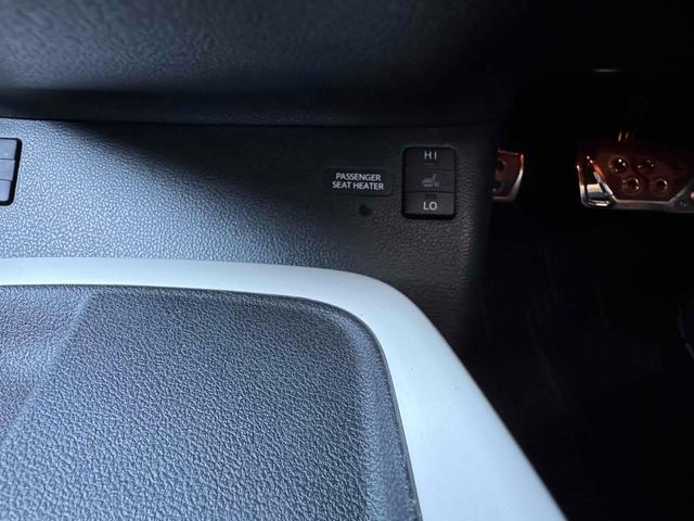 プリウス Aツーリングセレクション ハイブリッド ETC バックカメラ TV クリアランスソナー オートクルーズコントロール レーンアシスト パークアシスト 衝突被害軽減システム オートマチックハイビーム LEDヘッドランプ エアロ(27枚目)