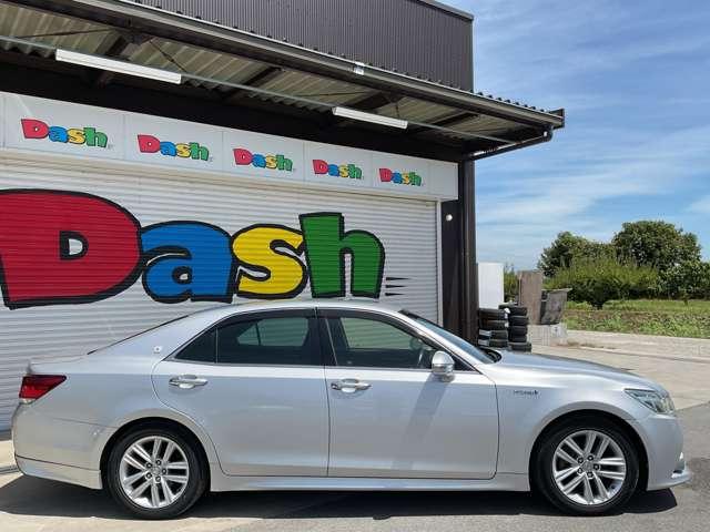 クラウンハイブリッド ハイブリッド　２．５　Ｓ　自社　ローン　信用回復ローン　純正ナビ　フルセグＴＶ　Ｂｌｕｅｔｏｏｔｈ　　バックカメラ　クリアランスソナー　レーダークルーズ　衝突軽減ブレーキ　パワーシート　オートリトラミラー　ＨＩＤヘッドライト（5枚目）