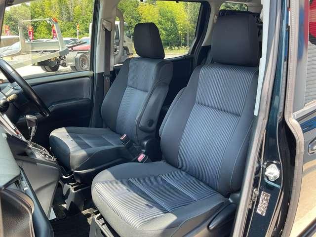 ヴォクシー ＺＳ　純正ナビゲーション・両側パワースライドドア・ＬＥＤヘッドライト・ロールサンシェイド・自社　ローン　信用回復ローン（29枚目）