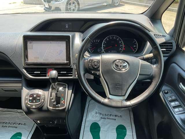 ヴォクシー ＺＳ　純正ナビゲーション・両側パワースライドドア・ＬＥＤヘッドライト・ロールサンシェイド・自社　ローン　信用回復ローン（30枚目）