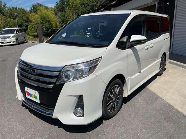 ノア Ｓｉ　自社　ローン　信用回復ローン　純正ＳＤナビ　フルセグＴＶ　Ｂｌｕｅｔｏｏｔｈ　ステアリングリモコン　バックカメラ　ＥＴＣ　両側電動スライドドア　プッシュスタート　ＬＥＤヘッドライト　オートライト　リア（13枚目）