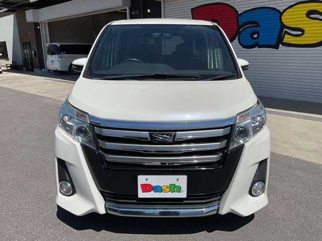 ノア Ｓｉ　自社　ローン　信用回復ローン　純正ＳＤナビ　フルセグＴＶ　Ｂｌｕｅｔｏｏｔｈ　ステアリングリモコン　バックカメラ　ＥＴＣ　両側電動スライドドア　プッシュスタート　ＬＥＤヘッドライト　オートライト　リア（14枚目）