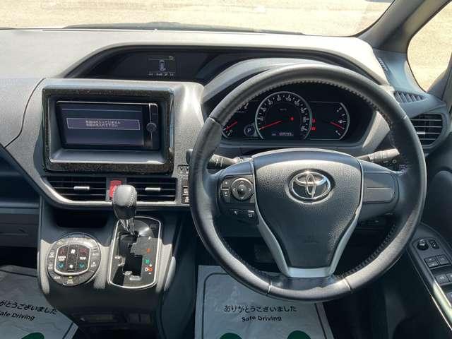 ノア Ｓｉ　自社　ローン　信用回復ローン　純正ＳＤナビ　フルセグＴＶ　Ｂｌｕｅｔｏｏｔｈ　ステアリングリモコン　バックカメラ　ＥＴＣ　両側電動スライドドア　プッシュスタート　ＬＥＤヘッドライト　オートライト　リア（29枚目）