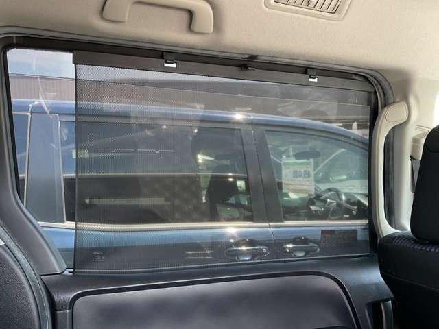 ノア Ｓｉ　自社　ローン　信用回復ローン　純正ＳＤナビ　フルセグＴＶ　Ｂｌｕｅｔｏｏｔｈ　ステアリングリモコン　バックカメラ　ＥＴＣ　両側電動スライドドア　プッシュスタート　ＬＥＤヘッドライト　オートライト　リア（45枚目）