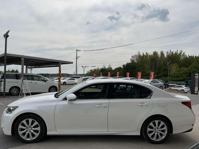 ＧＳ ２５０　Ｉパッケージ　パワーシート・エアーシート・クルーズコントロール・スマートキー・パドルシフト・ヘッドライトウォッシャー・リア電動サンシェード・自社　ローン（12枚目）