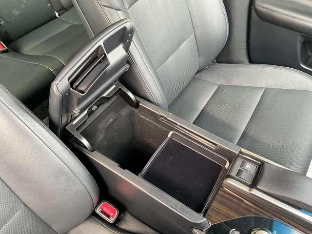 ＧＳ ２５０　Ｉパッケージ　パワーシート・エアーシート・クルーズコントロール・スマートキー・パドルシフト・ヘッドライトウォッシャー・リア電動サンシェード・自社　ローン（42枚目）