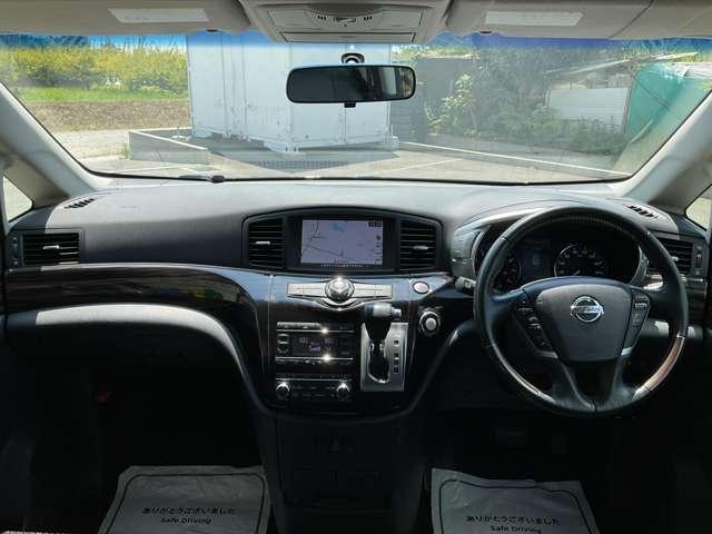 エルグランド ２．５　２５０ハイウェイスター　アーバンクロム　自社　ローン　自社分割　信用回復ローン　純正ＨＤＤナビ　フルセグＴＶ　Ｂｌｕｅｔｏｏｔｈ　フリップダウンモニター　両側パワースライドドア　アラウンドビューモニター　クルーズコントロール　ＬＥＤビーム（3枚目）