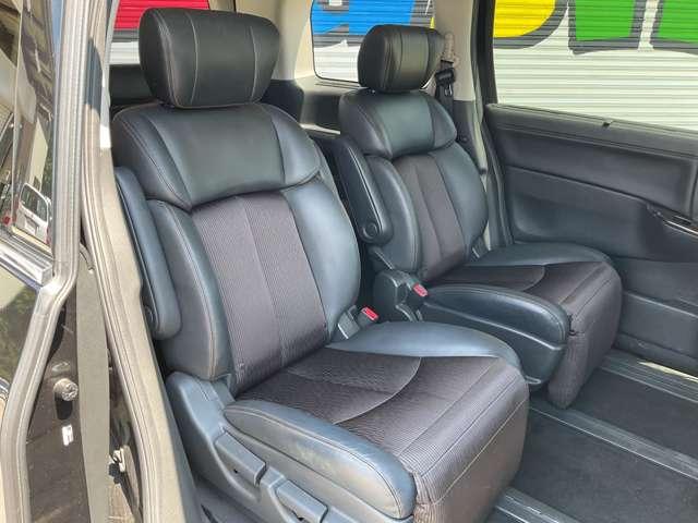 エルグランド ２．５　２５０ハイウェイスター　アーバンクロム　自社　ローン　自社分割　信用回復ローン　純正ＨＤＤナビ　フルセグＴＶ　Ｂｌｕｅｔｏｏｔｈ　フリップダウンモニター　両側パワースライドドア　アラウンドビューモニター　クルーズコントロール　ＬＥＤビーム（21枚目）