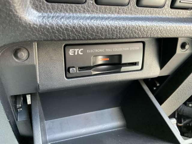 エルグランド ２．５　２５０ハイウェイスター　アーバンクロム　自社　ローン　自社分割　信用回復ローン　純正ＨＤＤナビ　フルセグＴＶ　Ｂｌｕｅｔｏｏｔｈ　フリップダウンモニター　両側パワースライドドア　アラウンドビューモニター　クルーズコントロール　ＬＥＤビーム（38枚目）