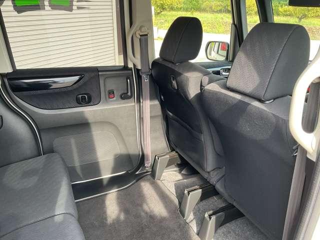 Ｎ－ＢＯＸカスタム Ｇ・ターボパッケージ　イクリプス製ナビ・フルセグ・ＤＶＤ再生・バックカメラ・ＥＴＣ・両側パワースライドドア・ＨＩＤオートライト・パドルシフト・リアチップアップシート・純正アルミ・スマートキー（17枚目）