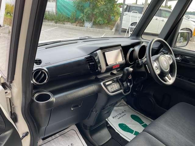 Ｎ－ＢＯＸカスタム Ｇ・ターボパッケージ　イクリプス製ナビ・フルセグ・ＤＶＤ再生・バックカメラ・ＥＴＣ・両側パワースライドドア・ＨＩＤオートライト・パドルシフト・リアチップアップシート・純正アルミ・スマートキー（23枚目）