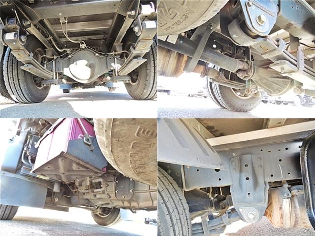 トヨエース 　２．０ｔ　極東開発アーム式パワーゲート付　プリクラッシュセーフティ　ＥＴＣ　荷台縞鋼板張り（18枚目）