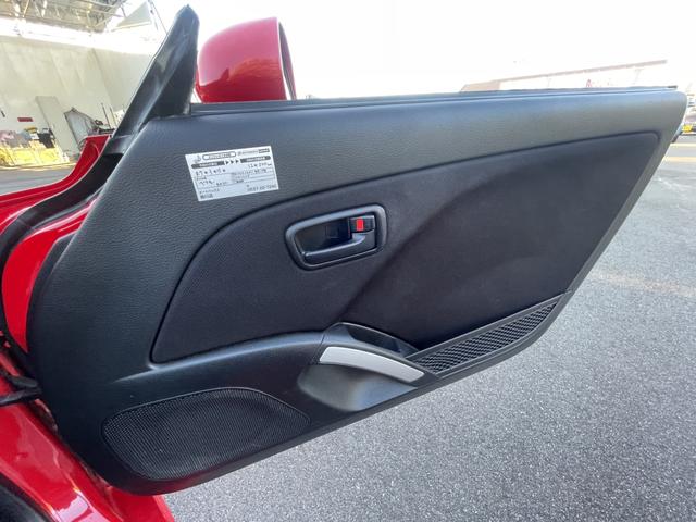 コペン アクティブトップ　ＥＴＣ　ＴＶ　ＨＩＤ　キーレスエントリー　シートヒーター　ＡＴ　盗難防止システム　ＡＢＳ　ＣＤ　ＤＶＤ再生　ＵＳＢ　Ｂｌｕｅｔｏｏｔｈ　アルミホイール　衝突安全ボディ　エアコン　パワーステアリング（22枚目）