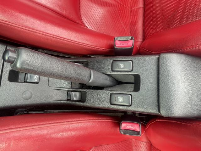 コペン アクティブトップ　ＭＴ　ナビ　ＴＶ　シートヒーター　ＡＢＳ　ＣＤ　ＵＳＢ　Ｂｌｕｅｔｏｏｔｈ　アルミホイール　衝突安全ボディ　エアコン　パワーステアリング　パワーウィンドウ（7枚目）