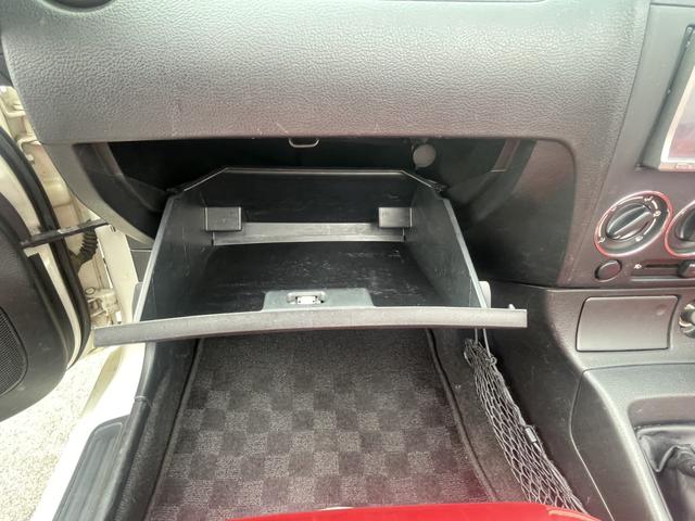 コペン アクティブトップ　ＭＴ　ナビ　ＴＶ　シートヒーター　ＡＢＳ　ＣＤ　ＵＳＢ　Ｂｌｕｅｔｏｏｔｈ　アルミホイール　衝突安全ボディ　エアコン　パワーステアリング　パワーウィンドウ（8枚目）