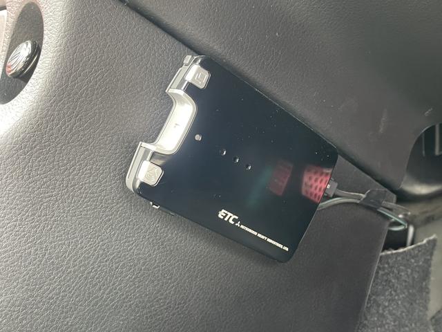 コペン アクティブトップ ETC バックカメラ ナビ TV キーレスエントリー シートヒーター AT ABS アルミホイール 衝突安全ボディ エアコン パワーステアリング パワーウィンドウ(7枚目)