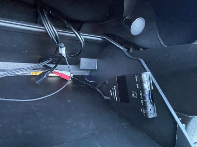 コペン アクティブトップ ディスプレイオーディオ ドライブレコーダー ETC キーレスエントリー AT ABS アルミホイール 衝突安全ボディ エアコン パワーステアリング パワーウィンドウ(8枚目)