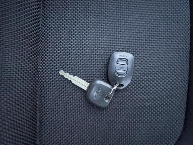 コペン アクティブトップ AT キーレスエントリー アルミホイール 衝突安全ボディ ABS エアコン パワーステアリング パワーウィンドウ 運転席エアバッグ(4枚目)