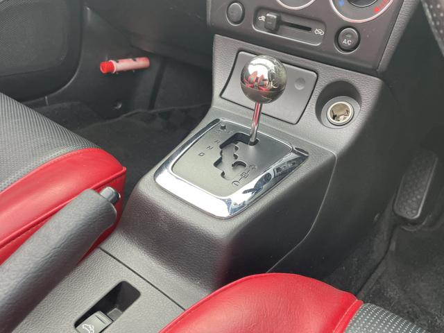 コペン アクティブトップ　ナビ　ＡＴ　ＡＢＳ　ＣＤ　ＤＶＤ再生　アルミホイール　衝突安全ボディ　エアコン　パワーステアリング（6枚目）