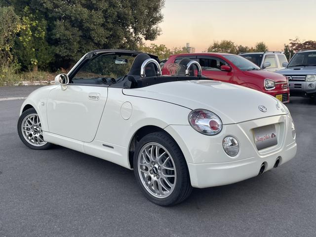 コペン アルティメットエディションＩＩ　オープンカー　ＥＴＣ　ナビ　ＴＶ　ＡＴ　キーレスエントリー　シートヒーター　アルミホイール　衝突安全ボディ　ＡＢＳ　ＣＤ　ＤＶＤ再生　ＵＳＢ　ミュージックプレイヤー接続可　Ｂｌｕｅｔｏｏｔｈ　エアコン（15枚目）