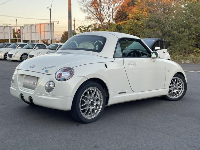 コペン アルティメットエディションＩＩ　オープンカー　ＥＴＣ　ナビ　ＴＶ　ＡＴ　キーレスエントリー　シートヒーター　アルミホイール　衝突安全ボディ　ＡＢＳ　ＣＤ　ＤＶＤ再生　ＵＳＢ　ミュージックプレイヤー接続可　Ｂｌｕｅｔｏｏｔｈ　エアコン（17枚目）