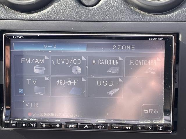 コペン アクティブトップ　ＥＴＣ　ナビ　ＴＶ　シートヒーター　ＡＴ　ＡＢＳ　ＣＤ　ＤＶＤ再生　ＵＳＢ　アルミホイール　衝突安全ボディ　エアコン　パワーステアリング（6枚目）