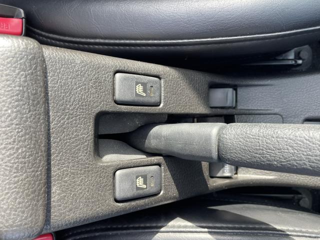 コペン アクティブトップ　ＥＴＣ　ナビ　ＴＶ　シートヒーター　ＡＴ　ＡＢＳ　ＣＤ　ＤＶＤ再生　ＵＳＢ　アルミホイール　衝突安全ボディ　エアコン　パワーステアリング（9枚目）