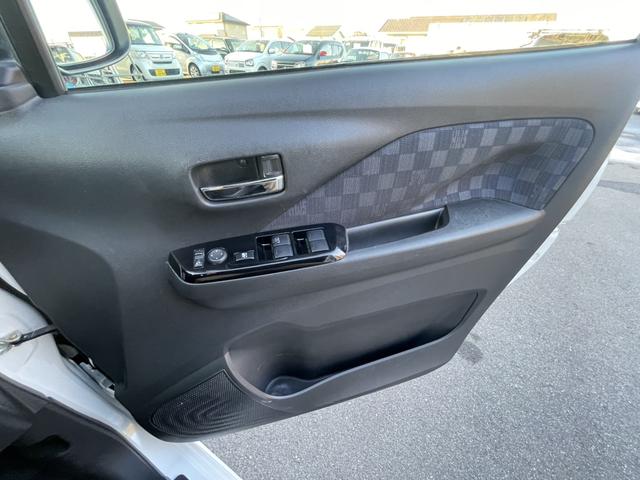 デイズ ハイウェイスター　Ｇターボ　ドライブレコーダー　ＥＴＣ　全周囲カメラ　ナビ　ＴＶ　クリアランスソナー　オートクルーズコントロール　衝突被害軽減システム　オートライト　ＬＥＤヘッドランプ　スマートキー　電動格納ミラー　ベンチシート（32枚目）