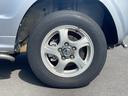ＶＲ　４ＷＤ　ＥＴＣ　ＴＶ　キーレスエントリー　電動格納ミラー　ＭＴ　盗難防止システム　ＡＢＳ　ＣＤ　ＤＶＤ再生　ルーフレール　アルミホイール　衝突安全ボディ　エアコン　パワーステアリング　パワーウィンドウ（32枚目）