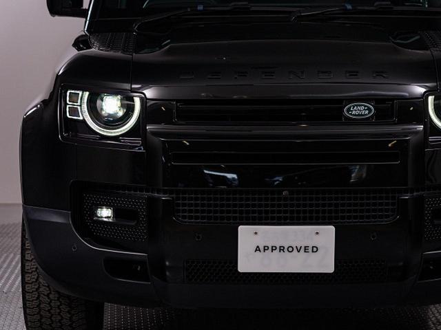 ディフェンダー １１０Ｓ　Ｄ３００　認定中古車　スライディングパノラミックルーフ　全席シートヒーター　マッドフラップ　ブラックエクステリアパック　純正１９インチアルミ　プライバシーガラス　　スマートフォンパック　サラウンドビューカメラ（27枚目）