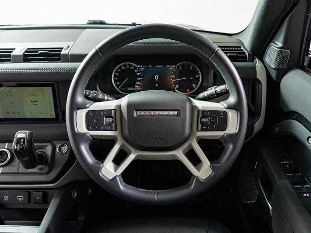 ディフェンダー １１０Ｓ　Ｄ３００　認定中古車　スライディングパノラミックルーフ　全席シートヒーター　マッドフラップ　ブラックエクステリアパック　純正１９インチアルミ　プライバシーガラス　　スマートフォンパック　サラウンドビューカメラ（30枚目）