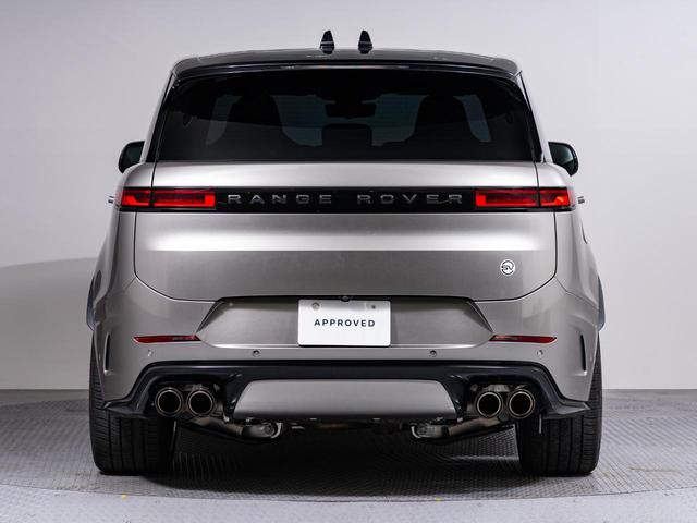 レンジローバースポーツ ＳＶエディションワン　認定中古車　スライディングサンルーフ　ノイズキャンセリング機能　シートマッサージ　２３インチアルミ　ヘッドアップディスプレイ　パワーテールゲート　カーボン　パドルシフト　３Ｄサラウンドカメラ（28枚目）