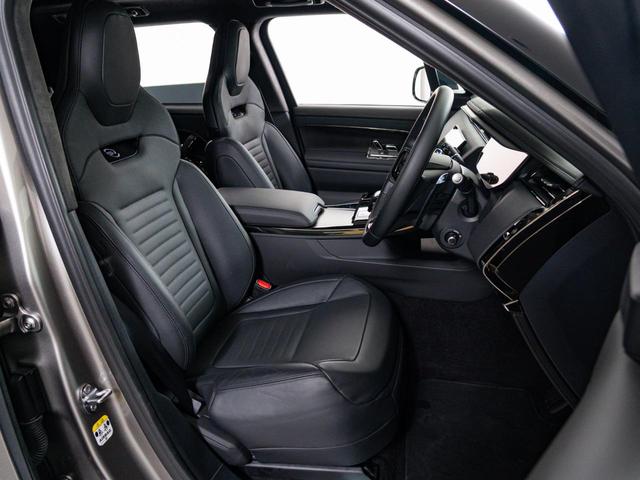 レンジローバースポーツ ＳＶエディションワン　認定中古車　スライディングサンルーフ　ノイズキャンセリング機能　シートマッサージ　２３インチアルミ　ヘッドアップディスプレイ　パワーテールゲート　カーボン　パドルシフト　３Ｄサラウンドカメラ（45枚目）