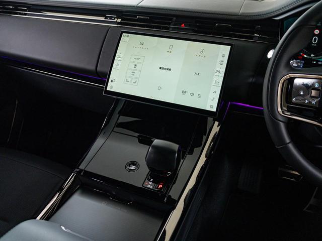 レンジローバースポーツ ＳＶエディションワン　認定中古車　スライディングサンルーフ　ノイズキャンセリング機能　シートマッサージ　２３インチアルミ　ヘッドアップディスプレイ　パワーテールゲート　カーボン　パドルシフト　３Ｄサラウンドカメラ（56枚目）