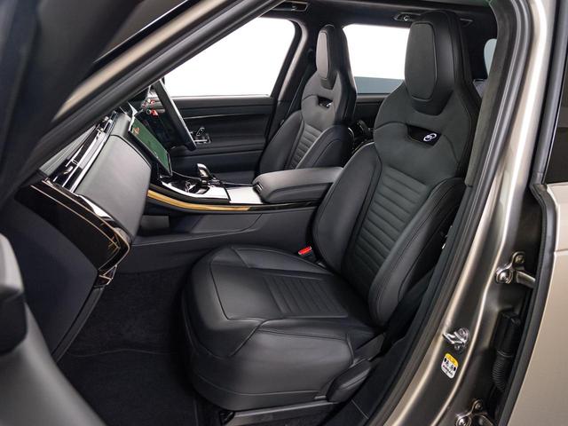 レンジローバースポーツ ＳＶエディションワン　認定中古車　スライディングサンルーフ　ノイズキャンセリング機能　シートマッサージ　２３インチアルミ　ヘッドアップディスプレイ　パワーテールゲート　カーボン　パドルシフト　３Ｄサラウンドカメラ（73枚目）