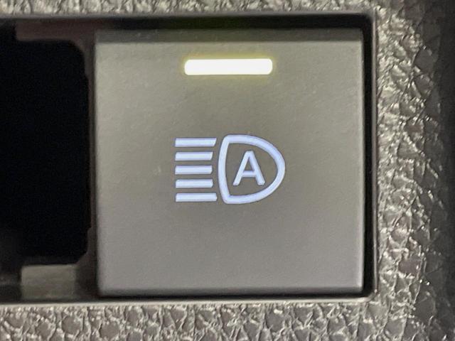 ＲＡＶ４ アドベンチャー　４ＷＤ　ＳＤナビ　バックカメラ　衝突被害軽減システム　レーダークルーズ　パワーシート　コーナーセンサー　スマートキー　ＬＥＤヘッド　ビルトインＥＴＣ　純正１９インチアルミ　オートハイビーム（40枚目）