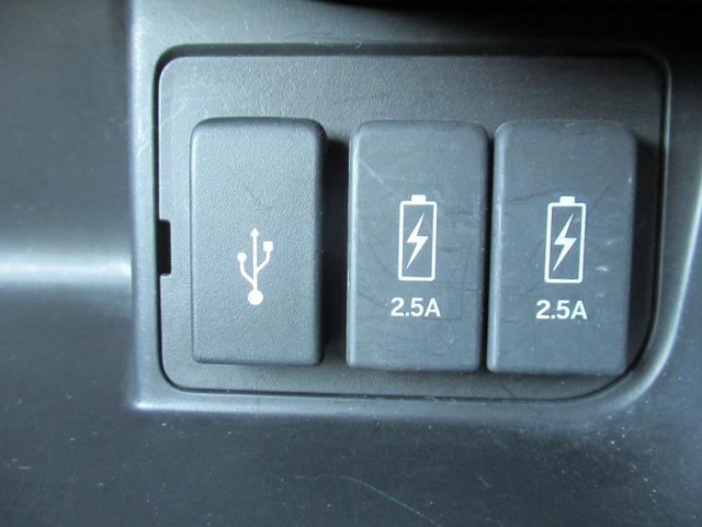 Ｎ－ＢＯＸカスタム Ｇ・Ｌホンダセンシング　★ワンオーナー車★４ＷＤ★車検Ｒ９．１１月まで★バックカメラ★純正ナビ・ＴＶ★シートヒーター★クルーズコントロール★ＥＴＣ★ドライブレコーダー★左側パワースライドドア★プッシュスタート★スマートキ２個（58枚目）