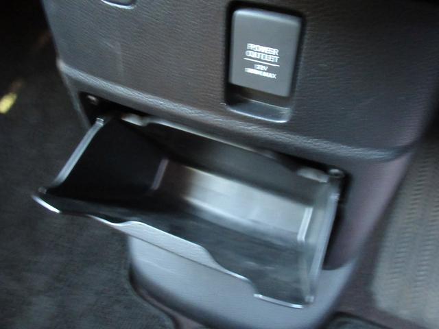 Ｎ－ＢＯＸカスタム Ｇ・Ｌホンダセンシング　★ワンオーナー車★４ＷＤ★車検Ｒ９．１１月まで★バックカメラ★純正ナビ・ＴＶ★シートヒーター★クルーズコントロール★ＥＴＣ★ドライブレコーダー★左側パワースライドドア★プッシュスタート★スマートキ２個（63枚目）