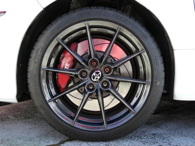 ＧＲヤリス ＲＺ　ハイパフォーマンス　ワンオーナー　禁煙車　ＪＢＬサウンド　プリクラッシュセーフティクルーズ　バックモニターフルセグＴＶ　４ＷＤ　ブラインドスポットモニター　社外マフラー　ＬＥＤヘッドライト　フォグランプ（32枚目）