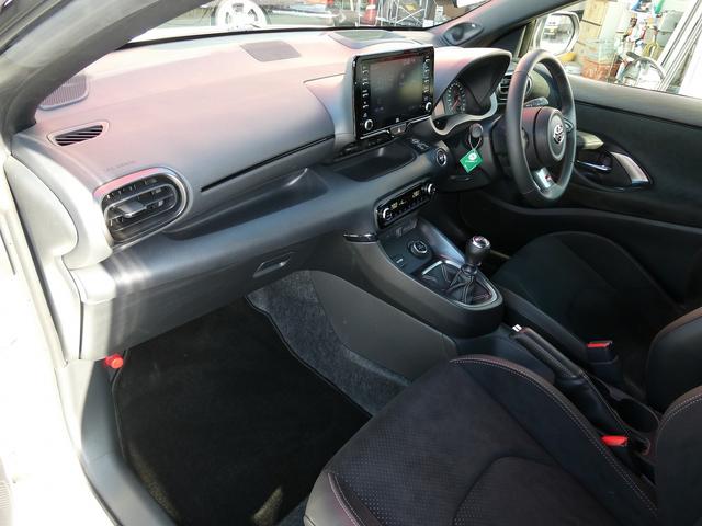 ＧＲヤリス ＲＺ　ハイパフォーマンス　ワンオーナー　禁煙車　ＪＢＬサウンド　プリクラッシュセーフティクルーズ　バックモニターフルセグＴＶ　４ＷＤ　ブラインドスポットモニター　社外マフラー　ＬＥＤヘッドライト　フォグランプ（46枚目）