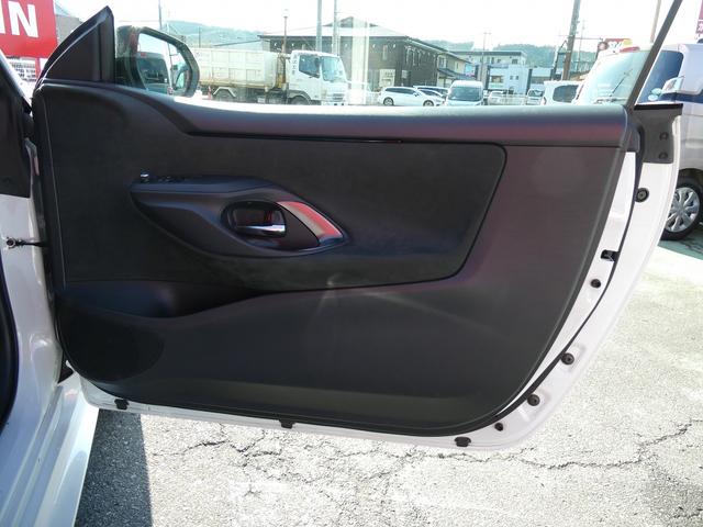 ＧＲヤリス ＲＺ　ハイパフォーマンス　ワンオーナー　禁煙車　ＪＢＬサウンド　プリクラッシュセーフティクルーズ　バックモニターフルセグＴＶ　４ＷＤ　ブラインドスポットモニター　社外マフラー　ＬＥＤヘッドライト　フォグランプ（51枚目）