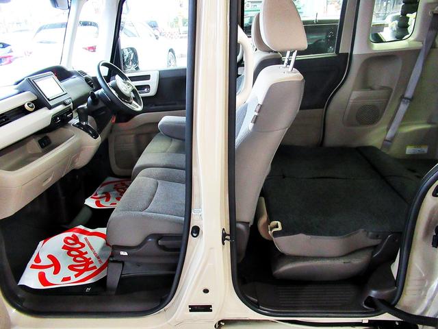 Ｎ－ＢＯＸ Ｇ・Ｌターボホンダセンシング　衝突軽減ブレーキ〈ＣＭＢＳ〉誤発進抑制機能／先行車発進お知らせ機能／標識認識機能／路外逸脱抑制機能／ＡＣＣ〈アダプティブ・クルーズ・コントロール〉／ＬＫＡＳ〈車線維持支援システム〉／オートハイビーム（32枚目）