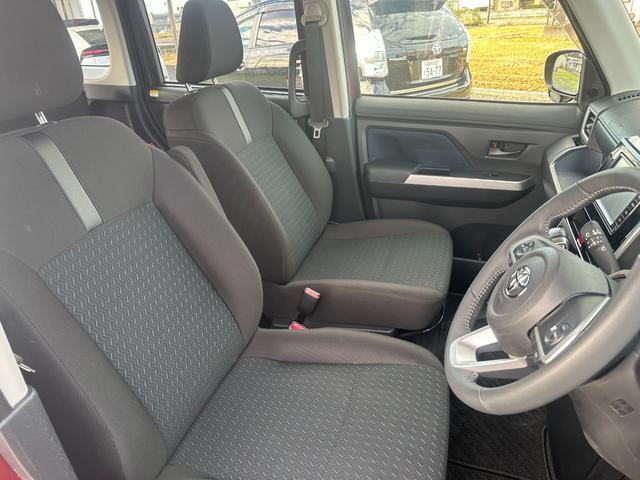 ルーミー カスタムＧ　両側パワースライドドア　ドライブレコーダー　ＴＶ　　電動パーキングブレーキ＆ブレーキホールド　ＥＴＣ　　アイドリングストップ（13枚目）