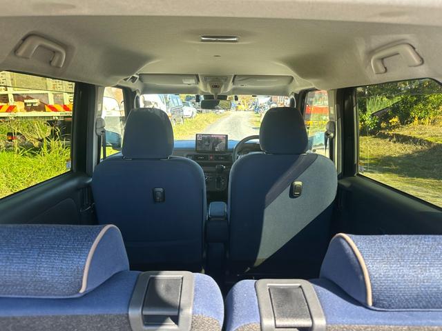 ムーヴキャンバス セオリーＧ　両側パワースライドドア　アイドリングストップ　ドリンクカップヒーター　シートヒーター　パノラミックビューモニターバックモニター（12枚目）