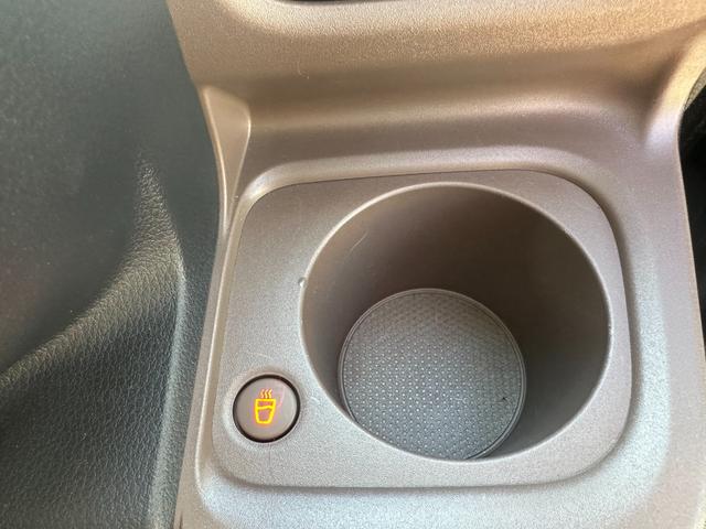 ムーヴキャンバス セオリーＧ　両側パワースライドドア　アイドリングストップ　ドリンクカップヒーター　シートヒーター　パノラミックビューモニターバックモニター（28枚目）