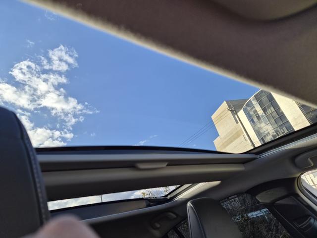 プリウス Z サンルーフ パノラミックビューモニターバックモニター シートエアコン&シートヒーター ステアリングヒーター ETC BSM モデリスタエアロ(9枚目)