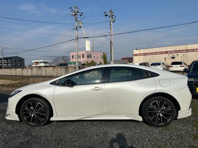 プリウス Ｚ　パノラミックビューモニターバックモニター　シートエアコン＆シートヒーター　パワーバックドア　パワーシート（5枚目）