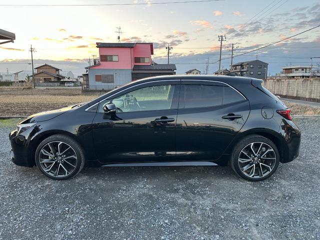 カローラスポーツ ハイブリッドＧ　Ｚ　アップルカープレイ　シートヒーター　クルーズコントロール　ブレーキホールド　ＴＶ　バックカメラ（5枚目）